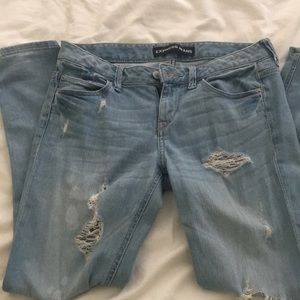 Expresss Distressed Size0 light wash denim